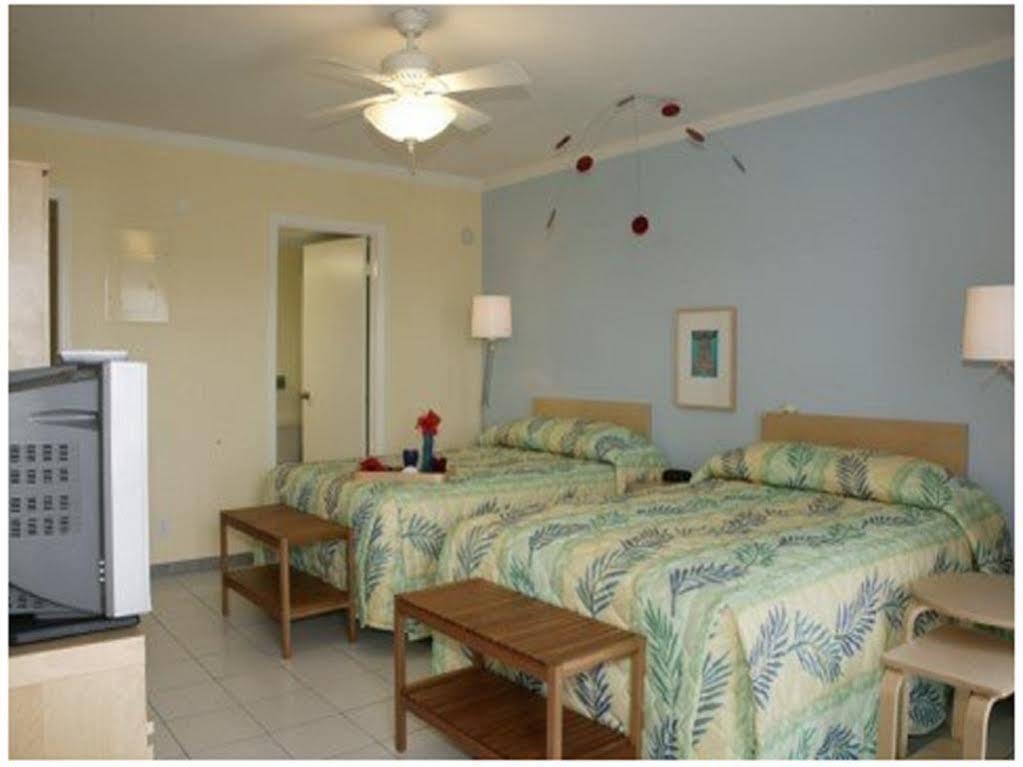 Flamingo Bay Hotel & Marina Freeport Bilik gambar